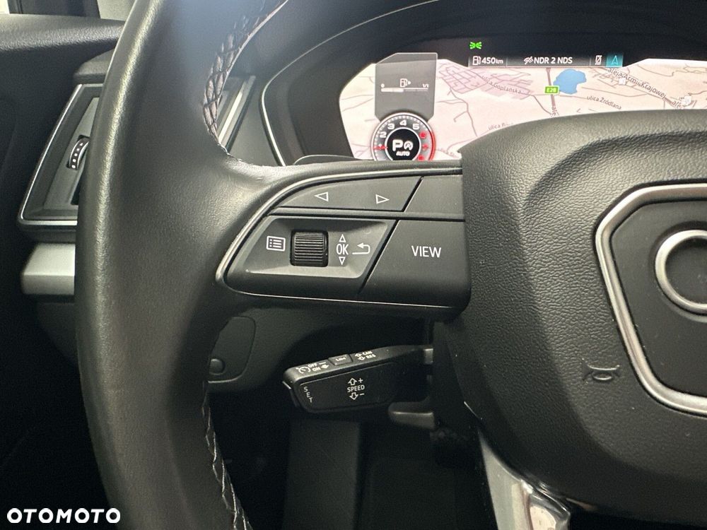 Audi Q5 Sportback - 12