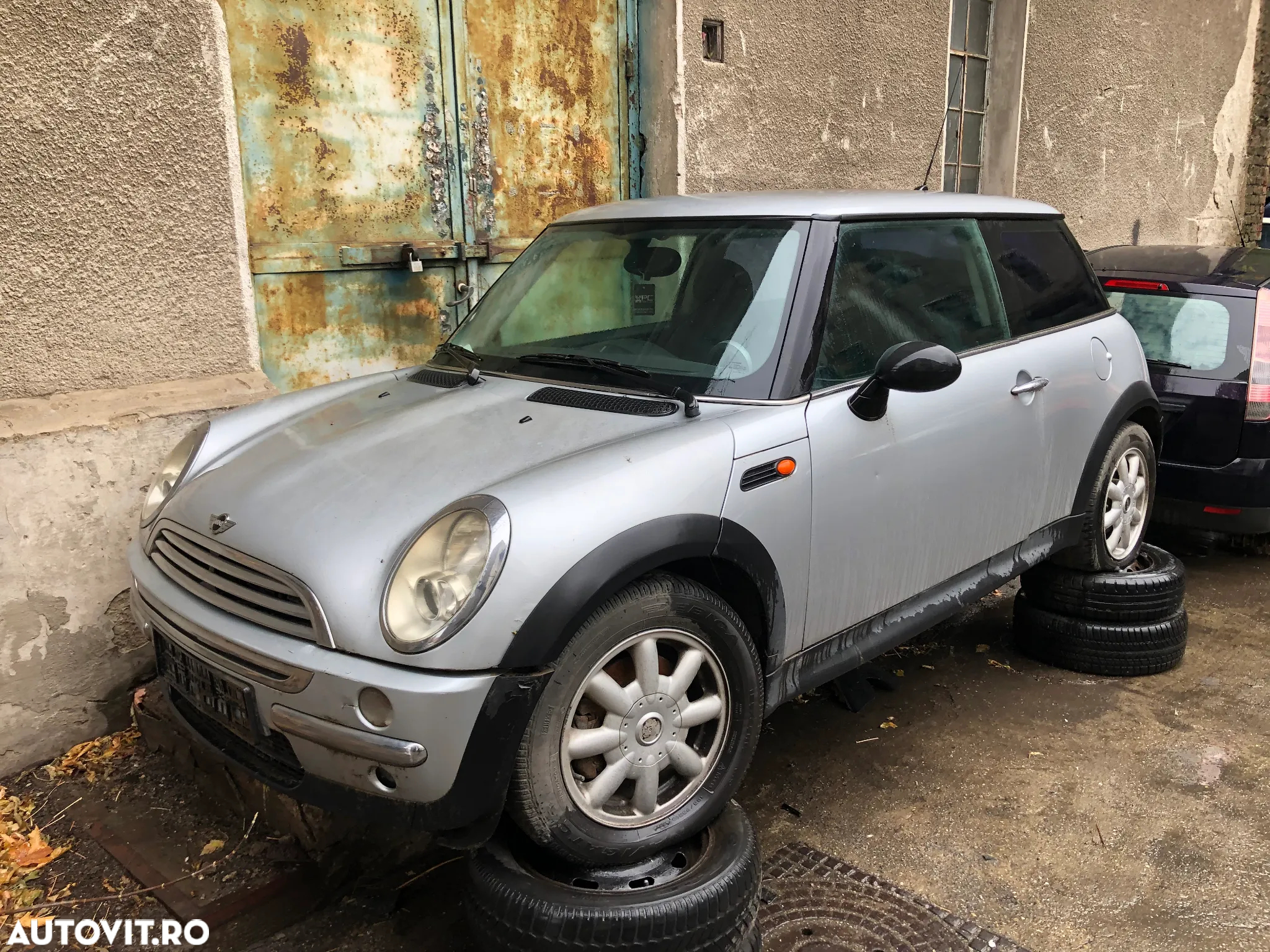 Dezmembrez Mini One Mini Cooper gri argintiu 2005 diesel - 4