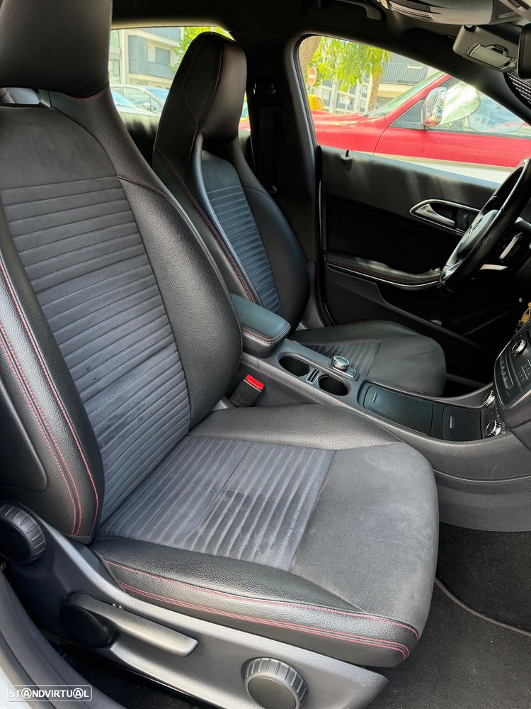 Mercedes-Benz CLA 220 - 4