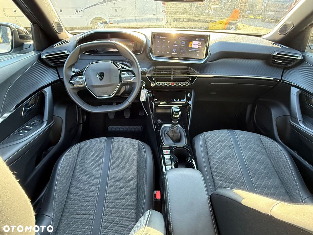 Peugeot 2008 PureTech 100 Stop&Start Allure - 32