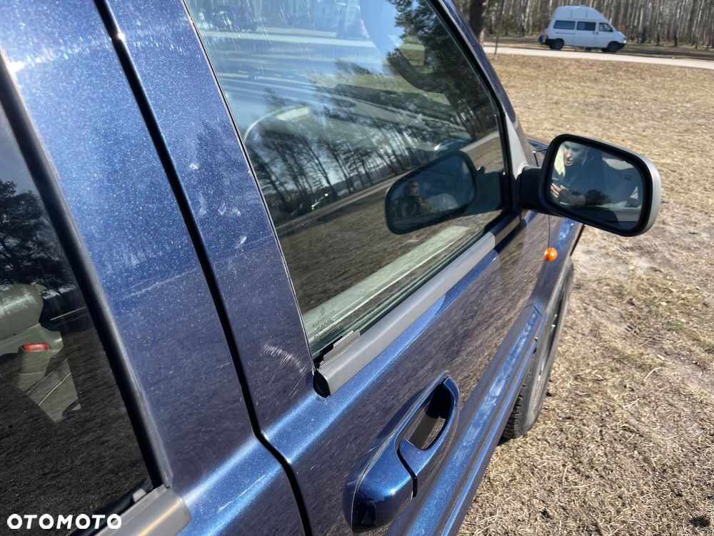 Jeep Grand Cherokee - 10