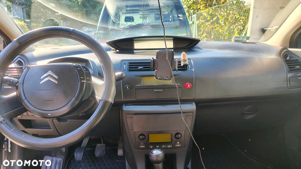 Citroën C4 ver-1-6-16v-sx - 4