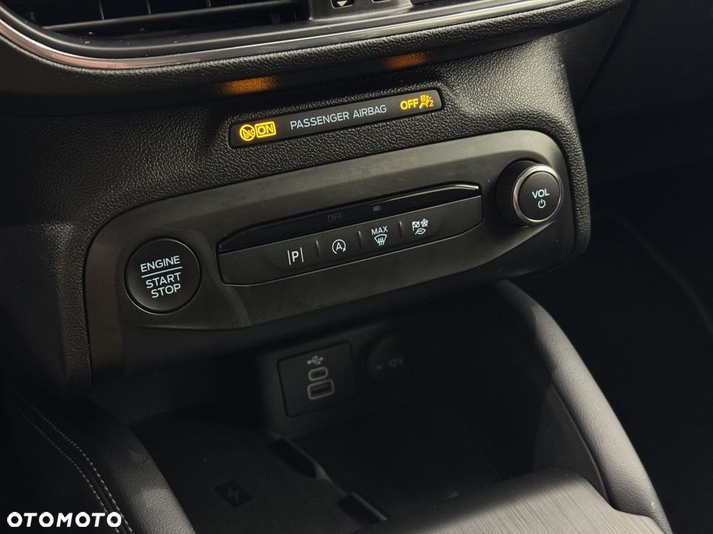 Ford Focus 1.5 EcoBlue Titanium X - 23