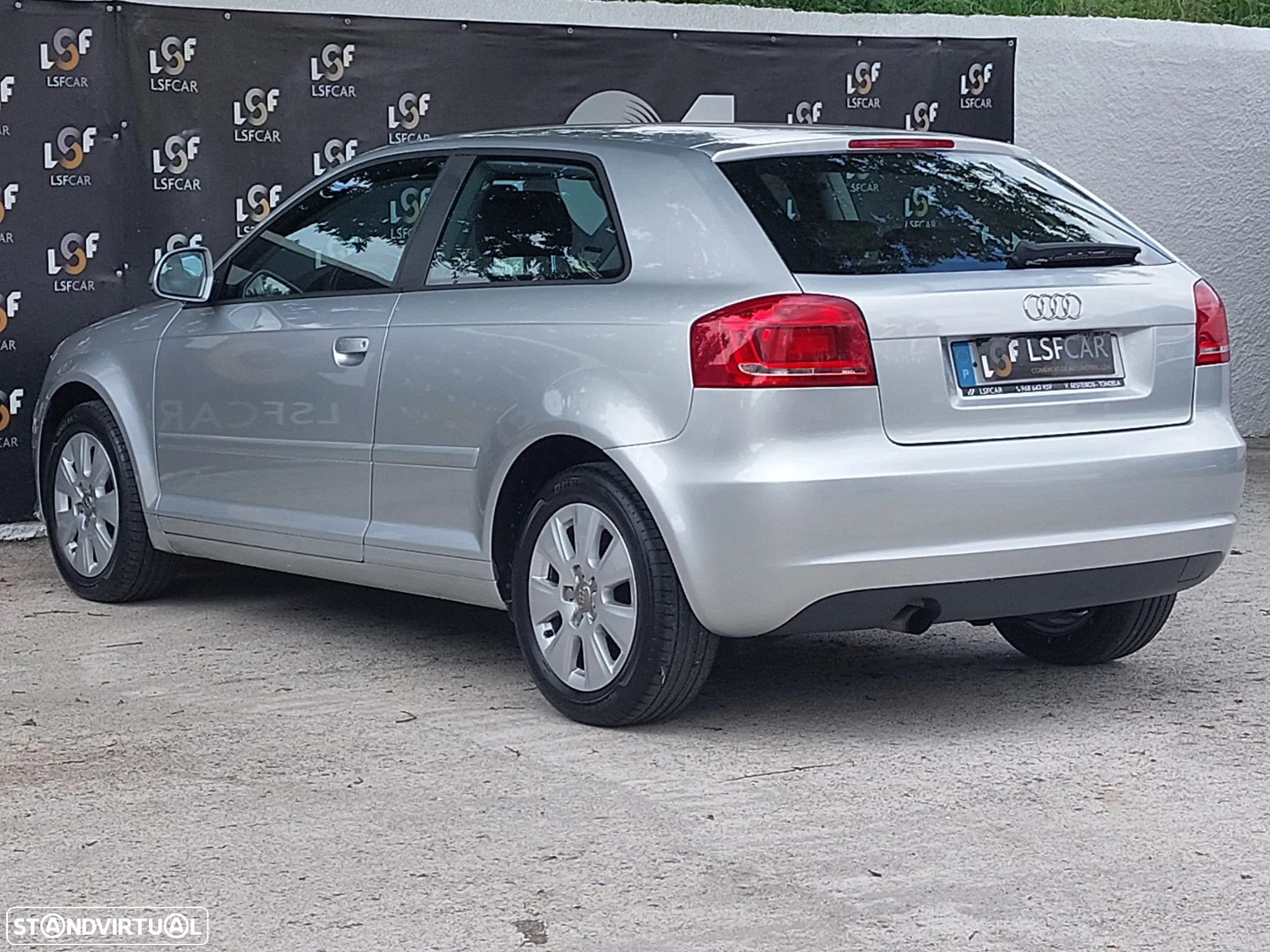 Audi A3 1.6 TDI Attraction - 5
