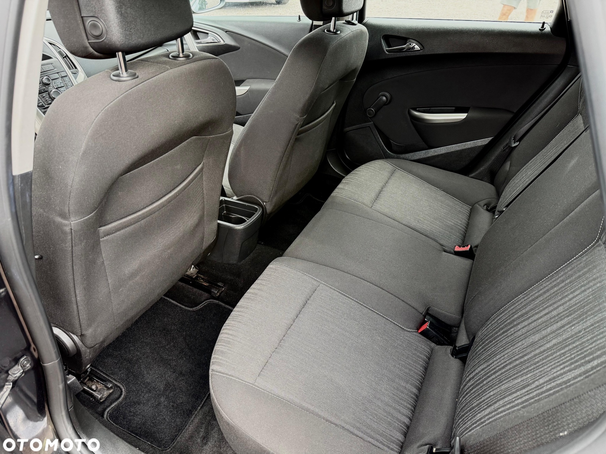 Opel Astra IV 1.4 T Enjoy - 12