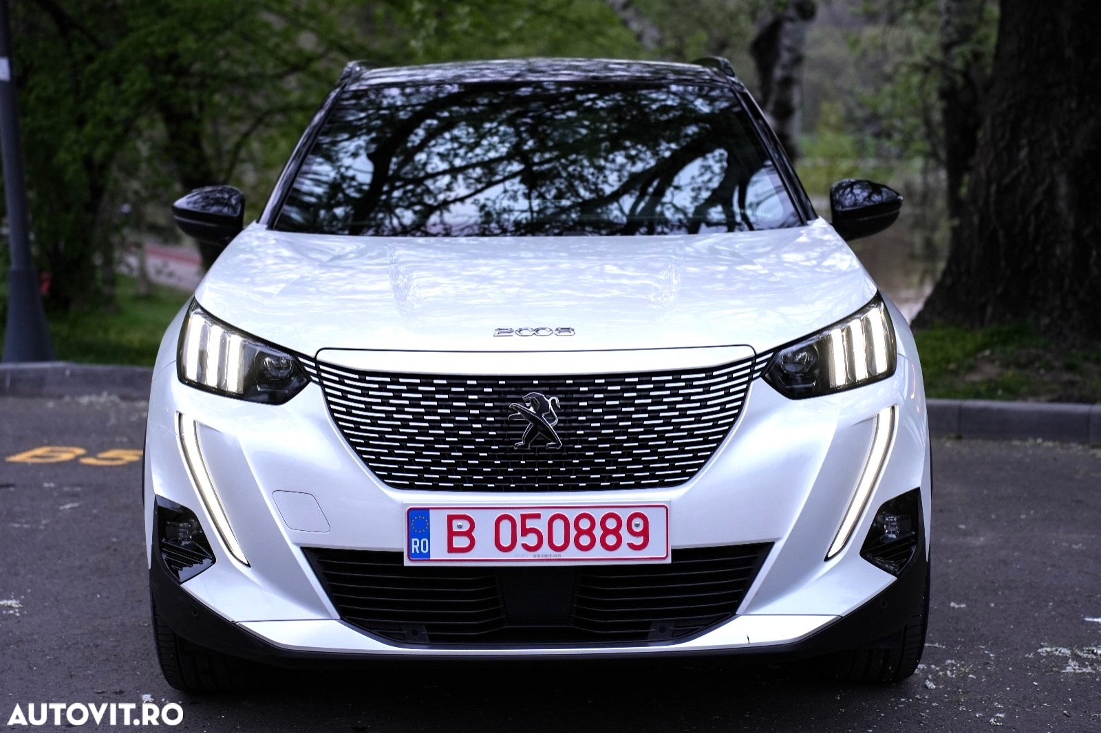 Peugeot 2008 e-2008 50 kWh GT - 11