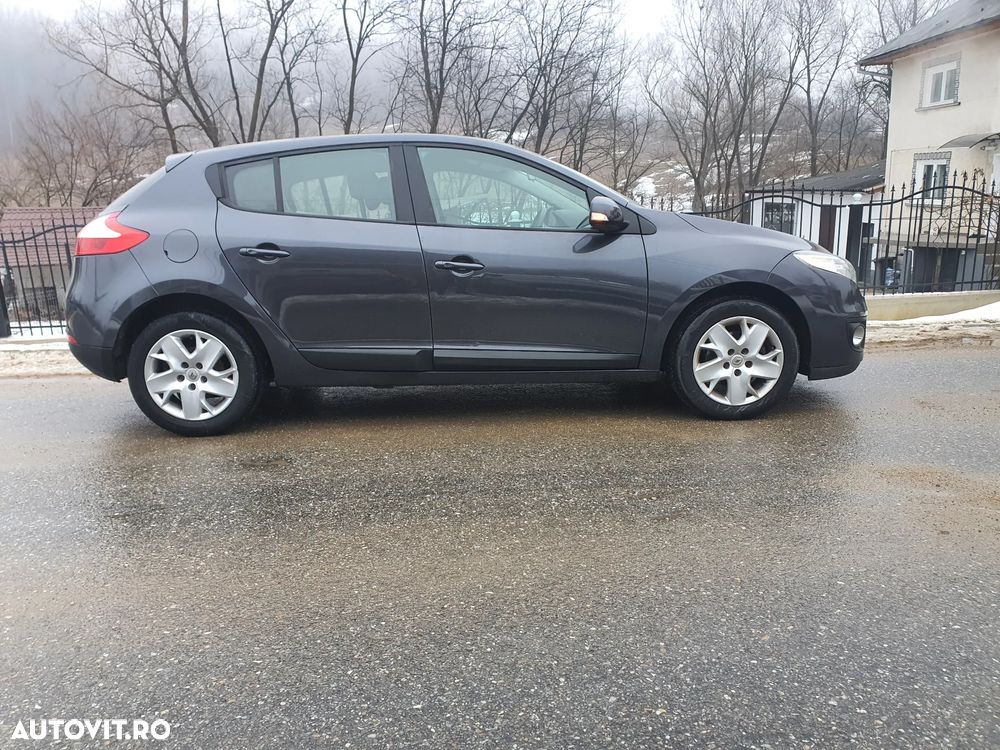 Renault Megane ENERGY dCi 110 Start & Stop Dynamique - 13