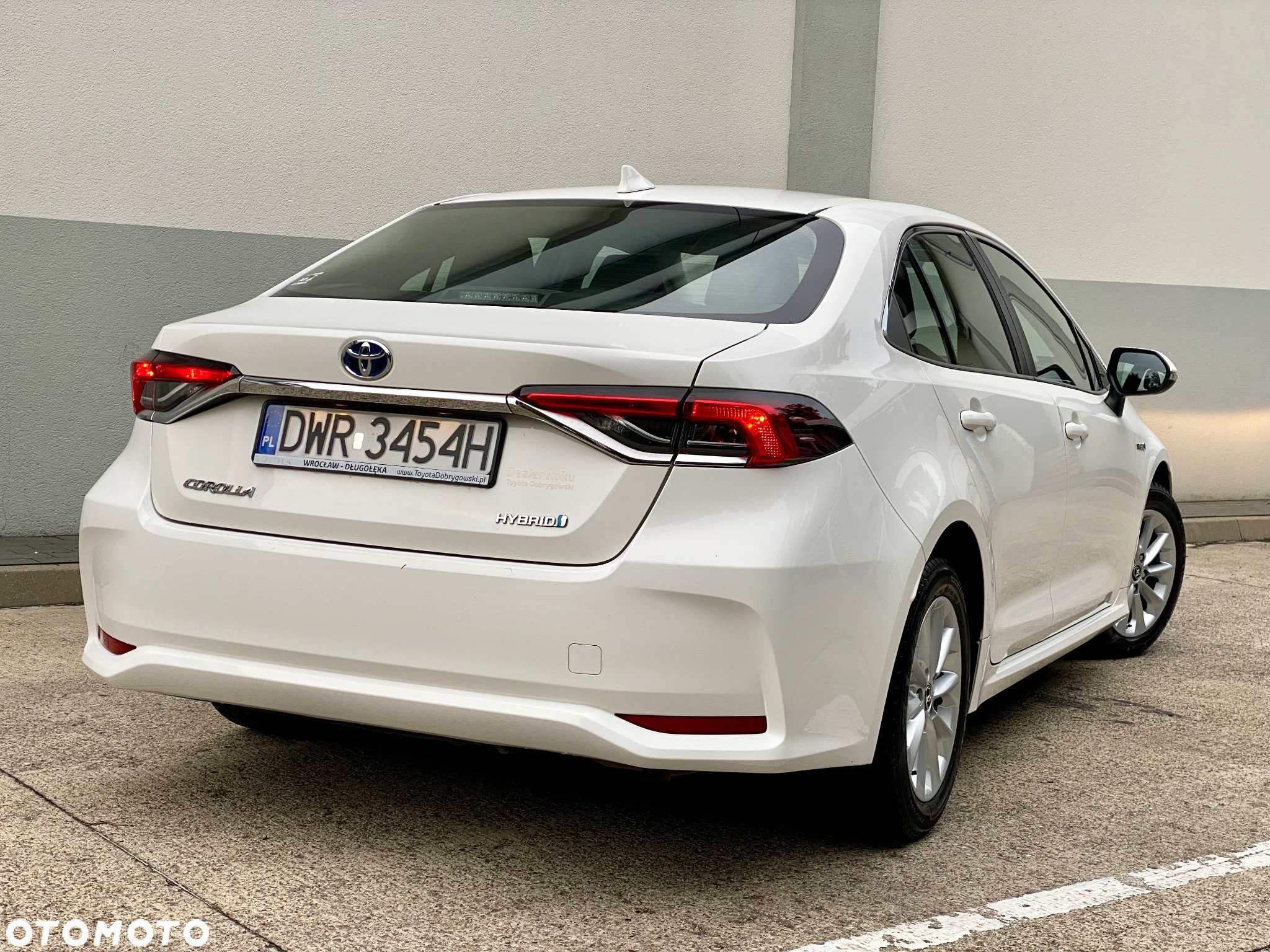 Toyota Corolla 1.8 Hybrid Comfort - 4