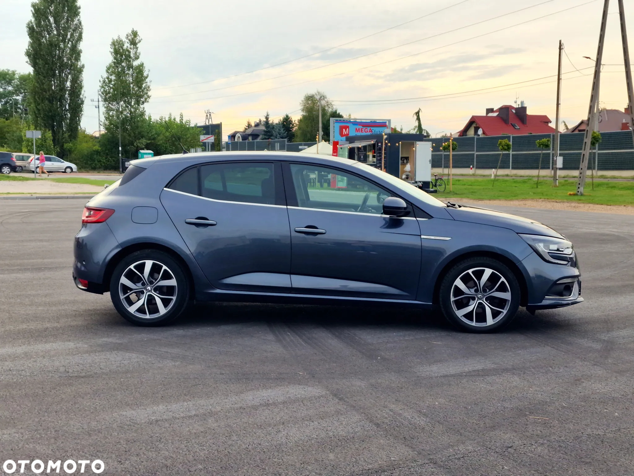 Renault Megane ENERGY TCe 130 Start & Stop Bose Edition - 7