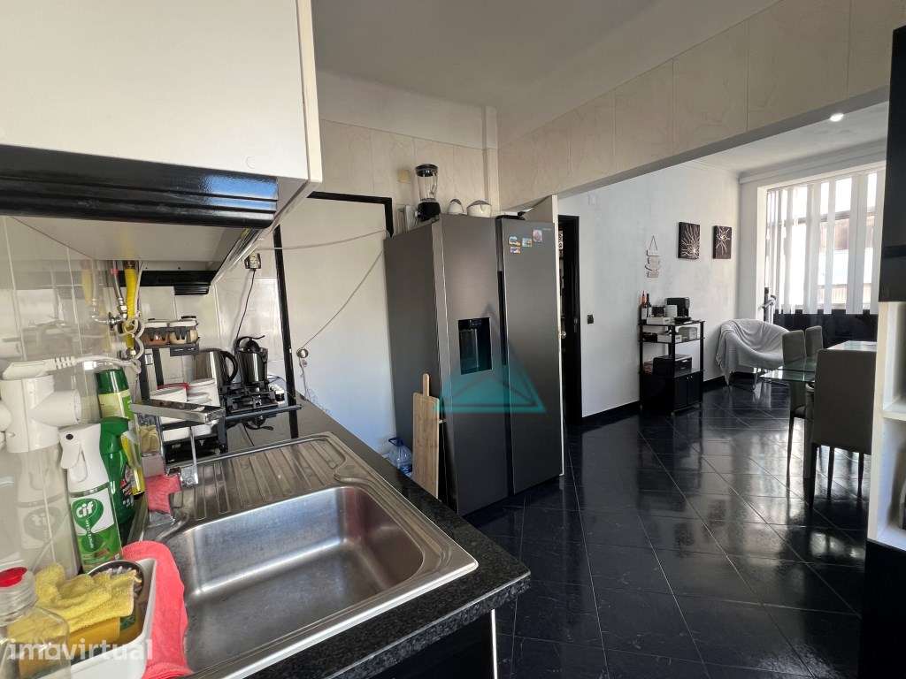Apartamento T3 Paivas com melhoramentos 2º andar - Grande imagem: 2/31