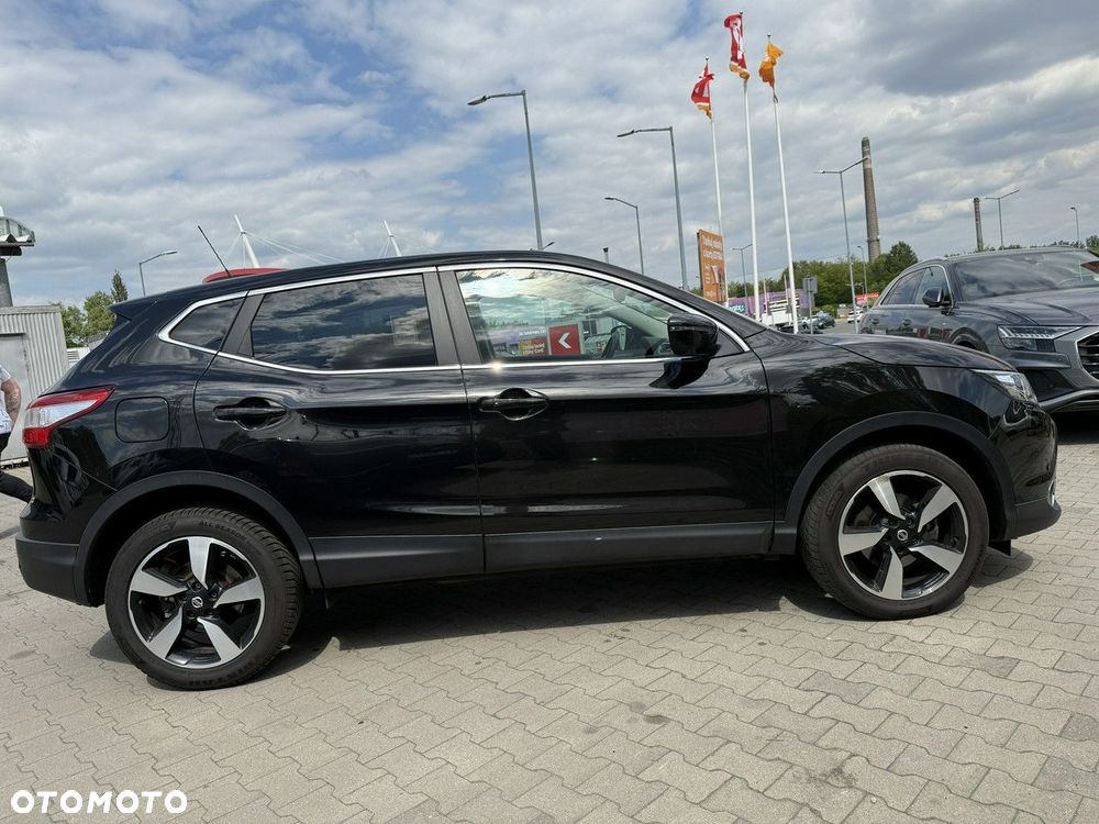 Nissan Qashqai - 14