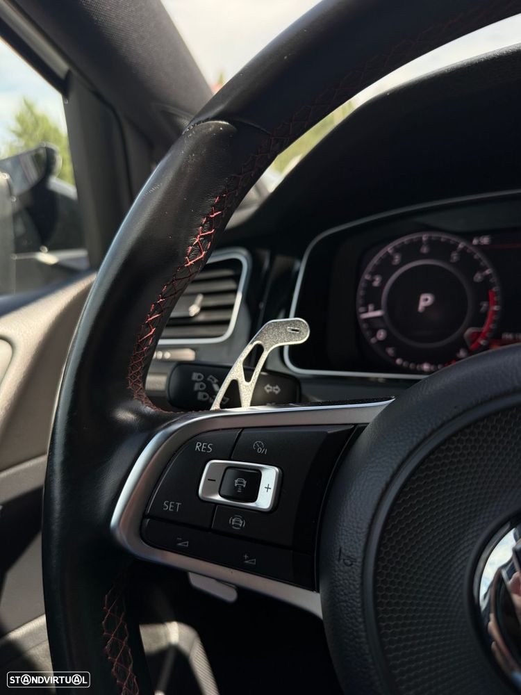 VW Golf GTI 2.0 TSI OPF DSG Performance - 17