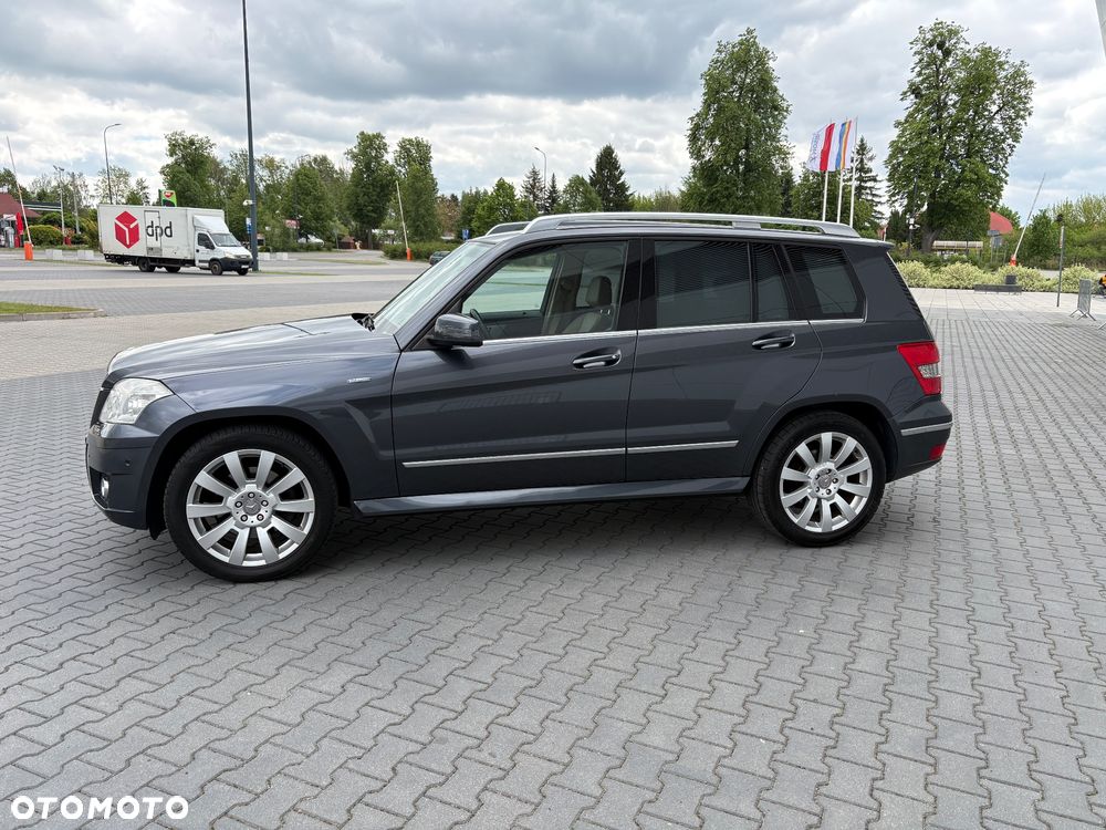 Mercedes-Benz GLK 220 CDI DPF 4Matic BlueEFFICIENCY 7G-TRONIC - 9