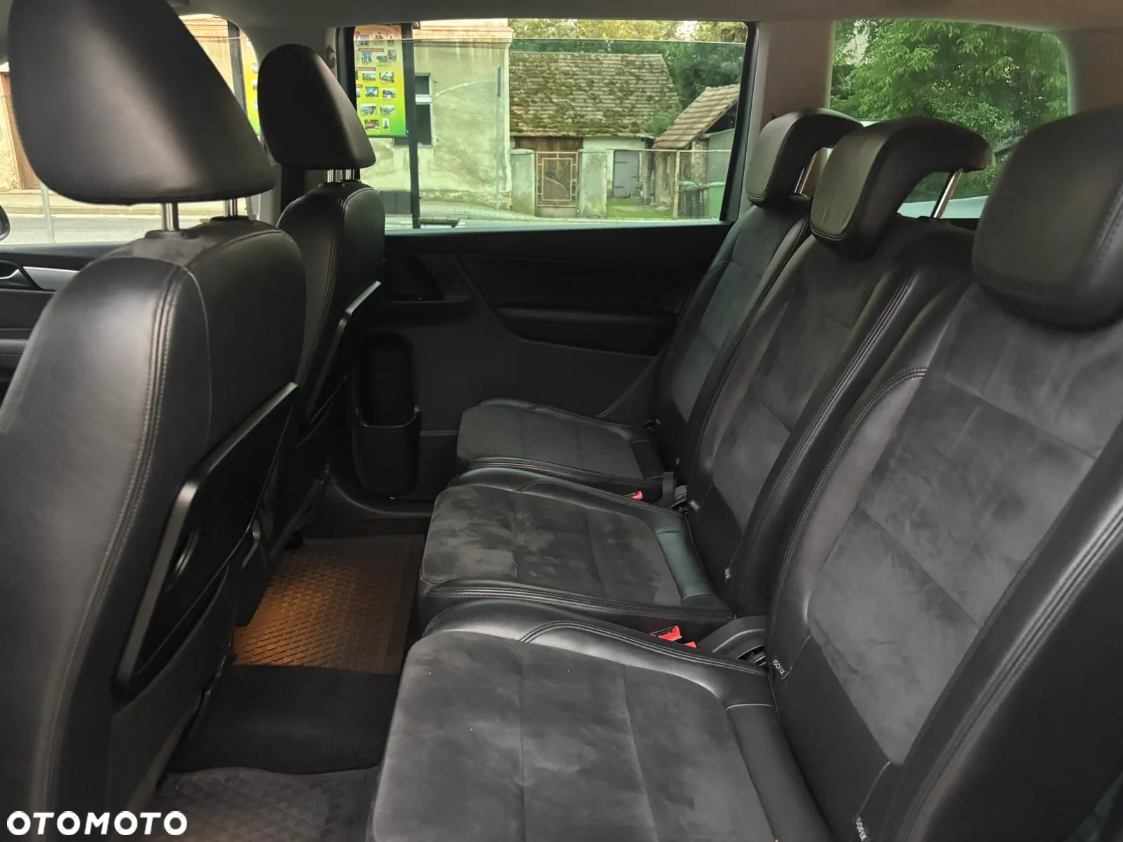 Volkswagen Sharan 2.0 TDI Highline DSG - 14
