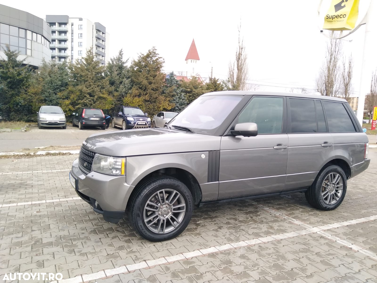 Land Rover Range Rover 3.6 TDV8 Vogue Aut - 3