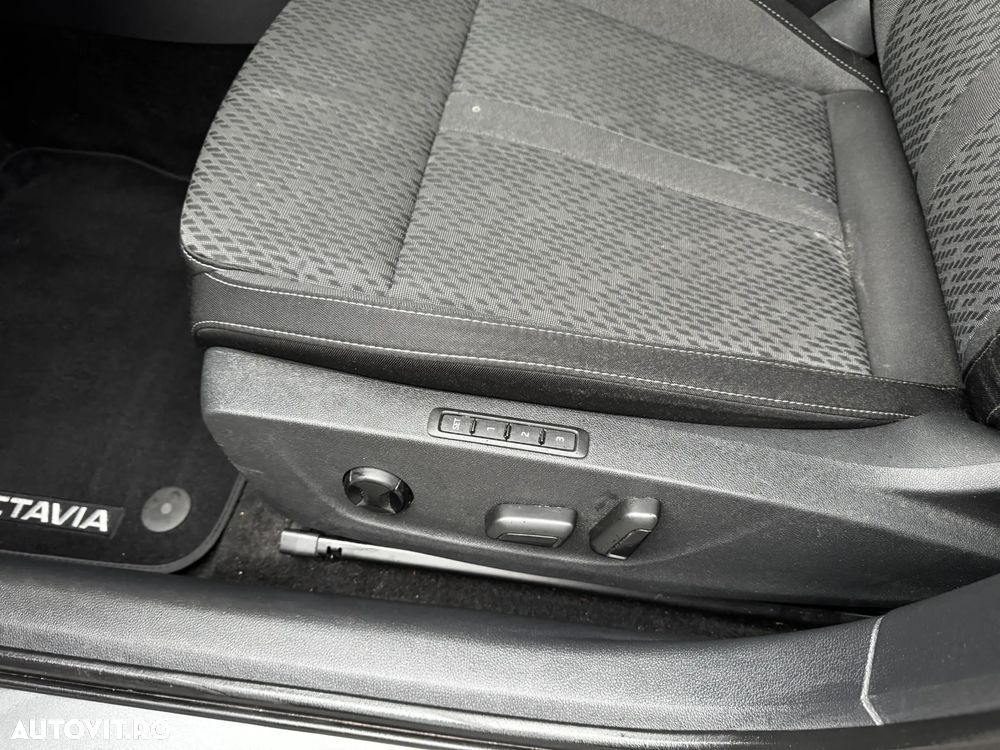 Skoda Octavia 2.0 TDI DSG Premium Edition - 37