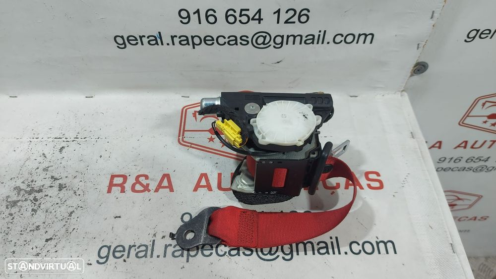 Cinto de Segurança Trás Direito Mercedes Class C W204 33060587D Original - 1