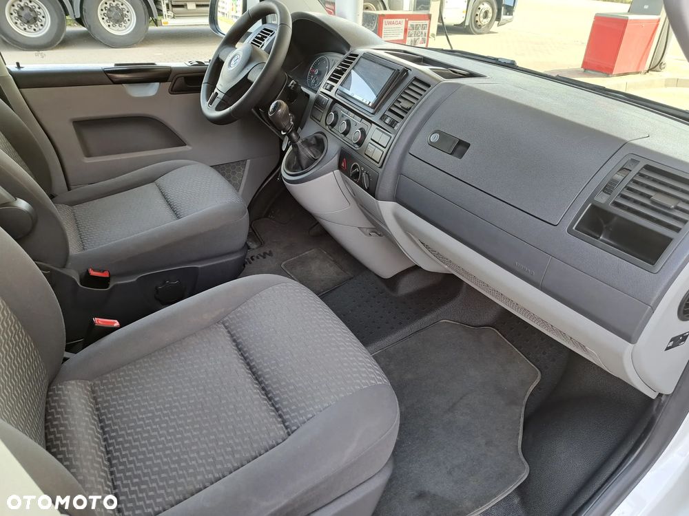 Volkswagen Transporter - 17
