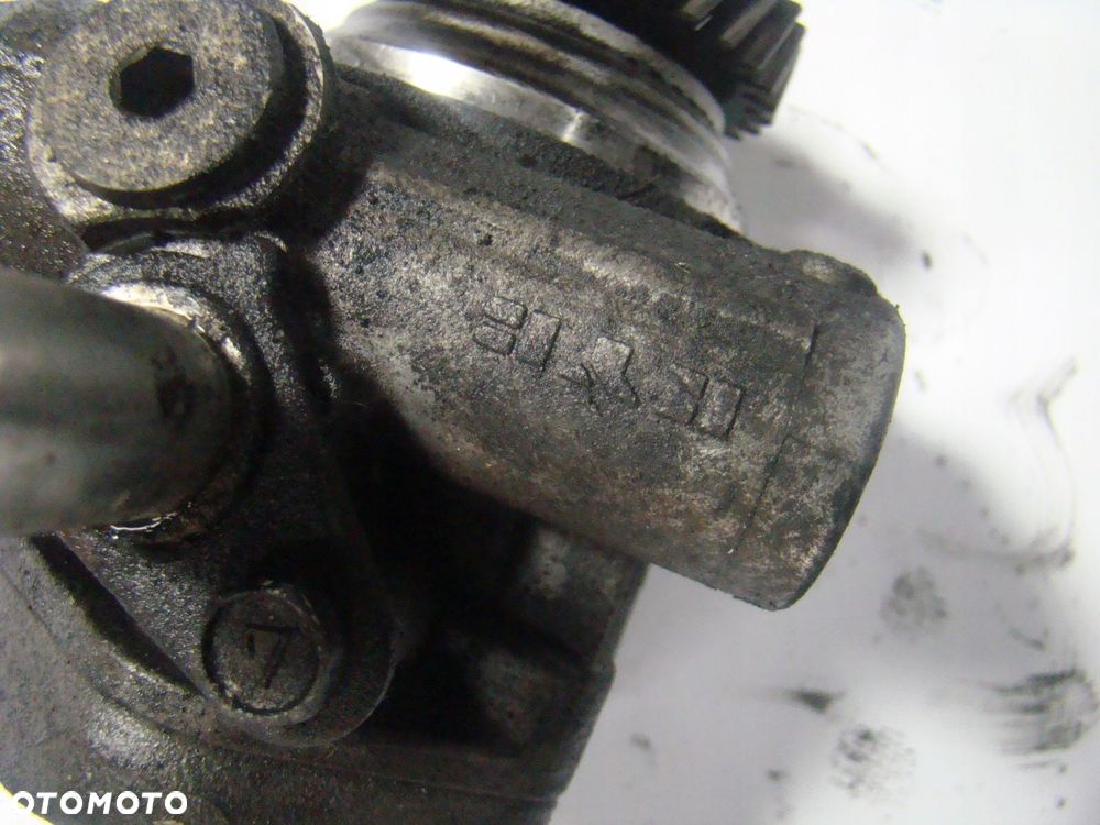 pompa wspomagania renault mascott 3.0 dci zd3 - 2