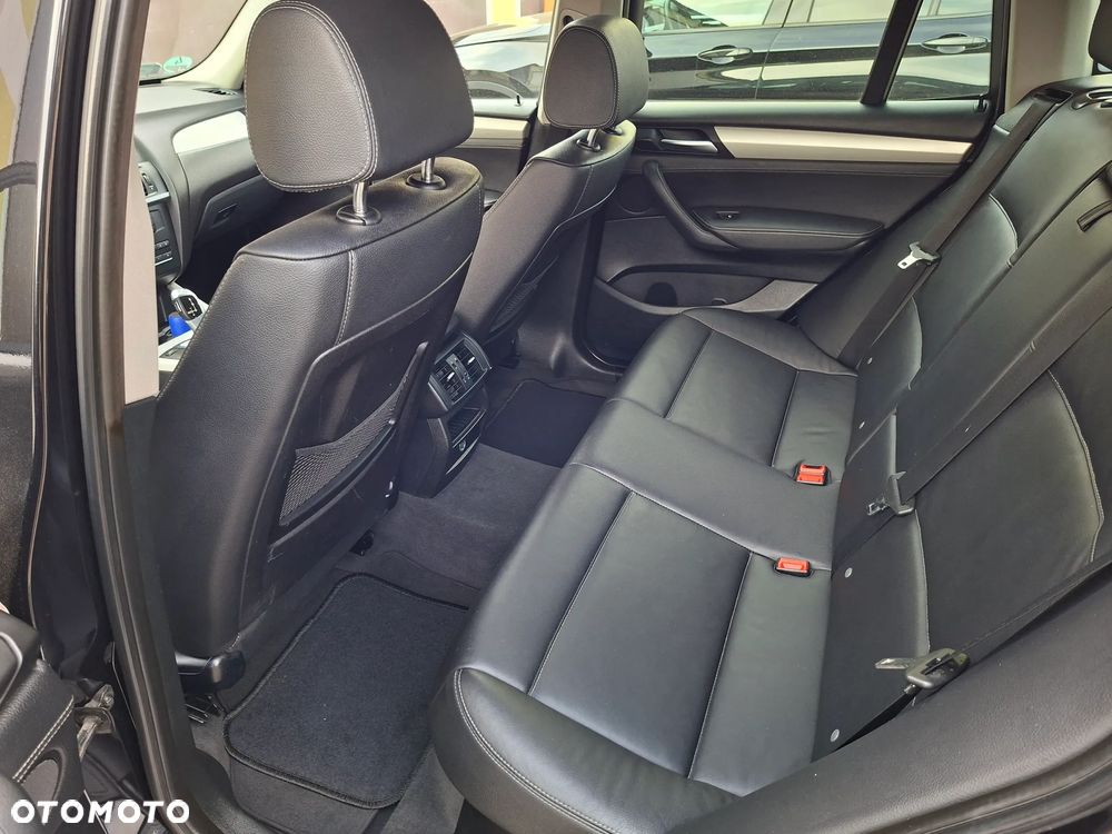 BMW X3 xDrive20d - 12