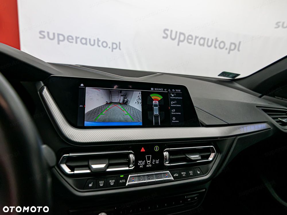 BMW Seria 1 118i - 22