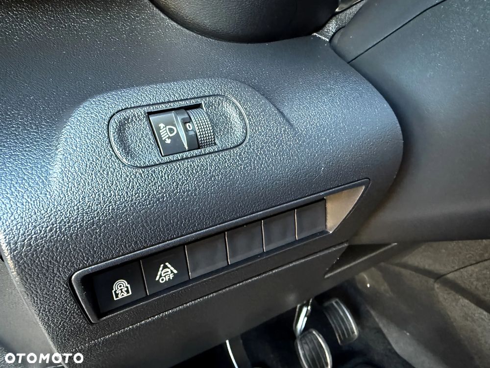 Toyota Proace City Verso 1.5 D-4D Business - 30