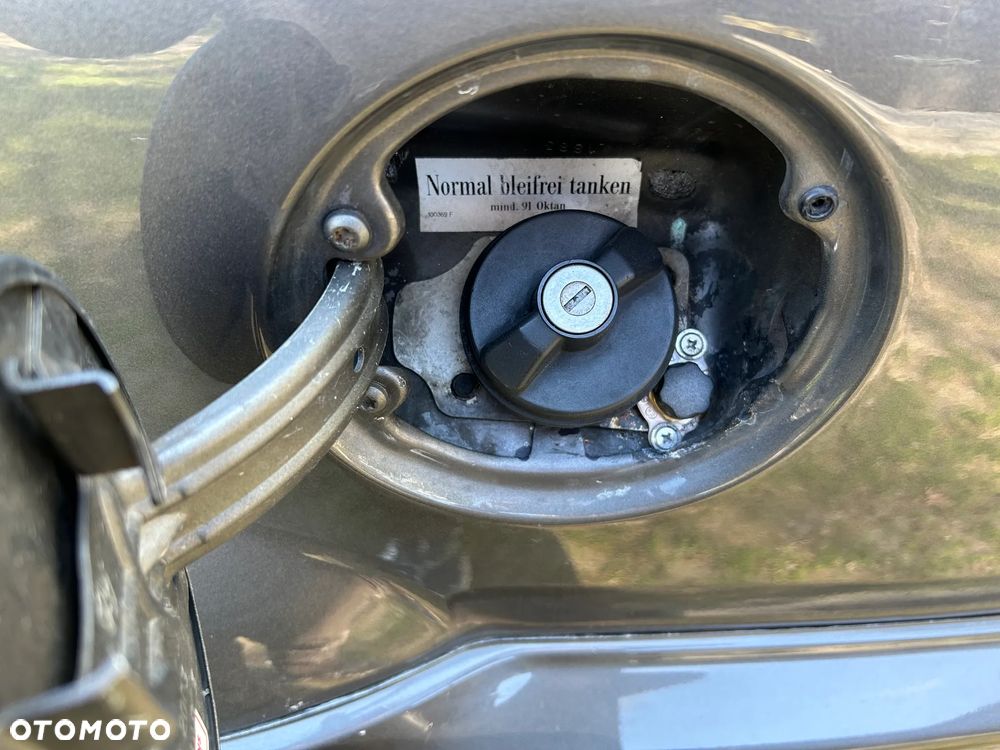 Jeep Grand Cherokee - 40