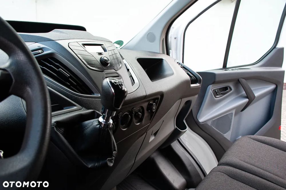 Ford Transit Custom - 10