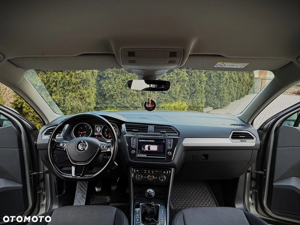 Volkswagen Tiguan 2.0 TDI SCR 4Motion (BlueMotion Tech) Comfortline - 37