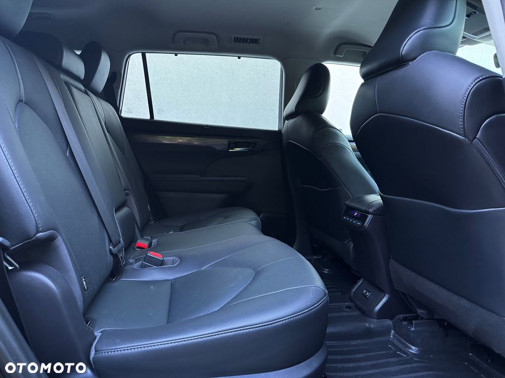 Toyota Highlander 2.5 Hybrid Prestige - 12