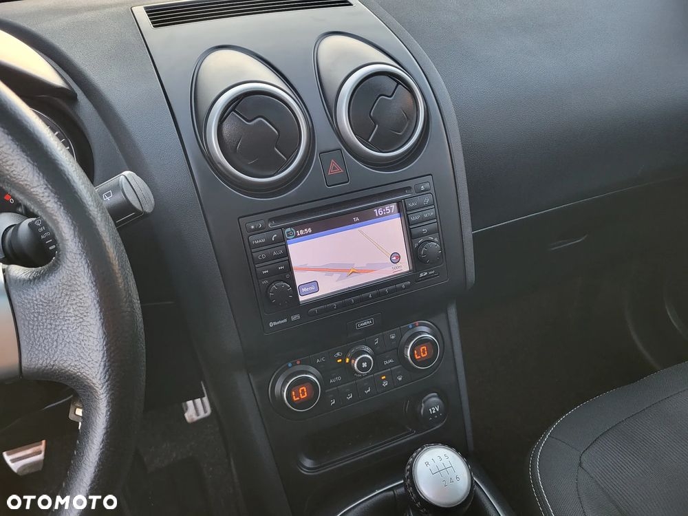 Nissan Qashqai+2 2.0 Tekna - 37