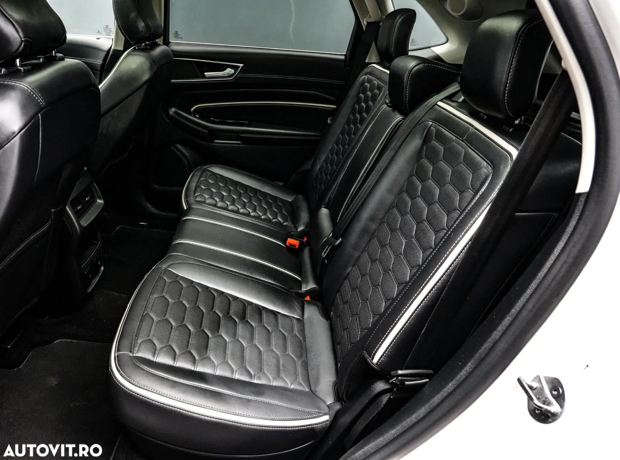 Ford Edge 2.0 TDCi Powershift Vignale - 16