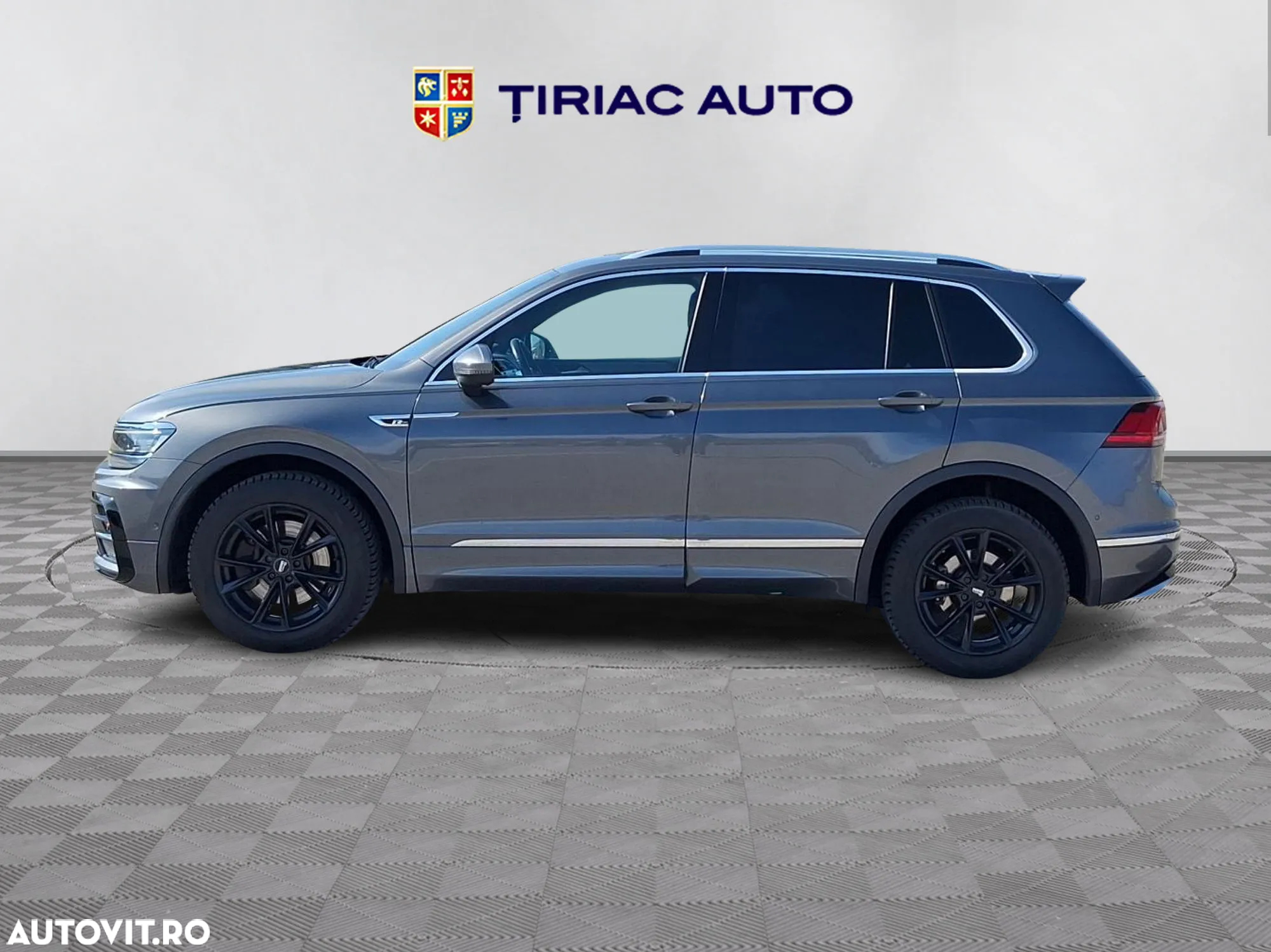 Volkswagen Tiguan - 3
