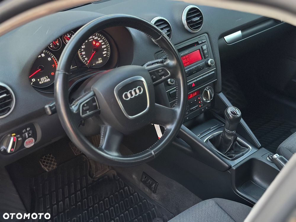 Audi A3 Sportback 1.6 Attraction - 20