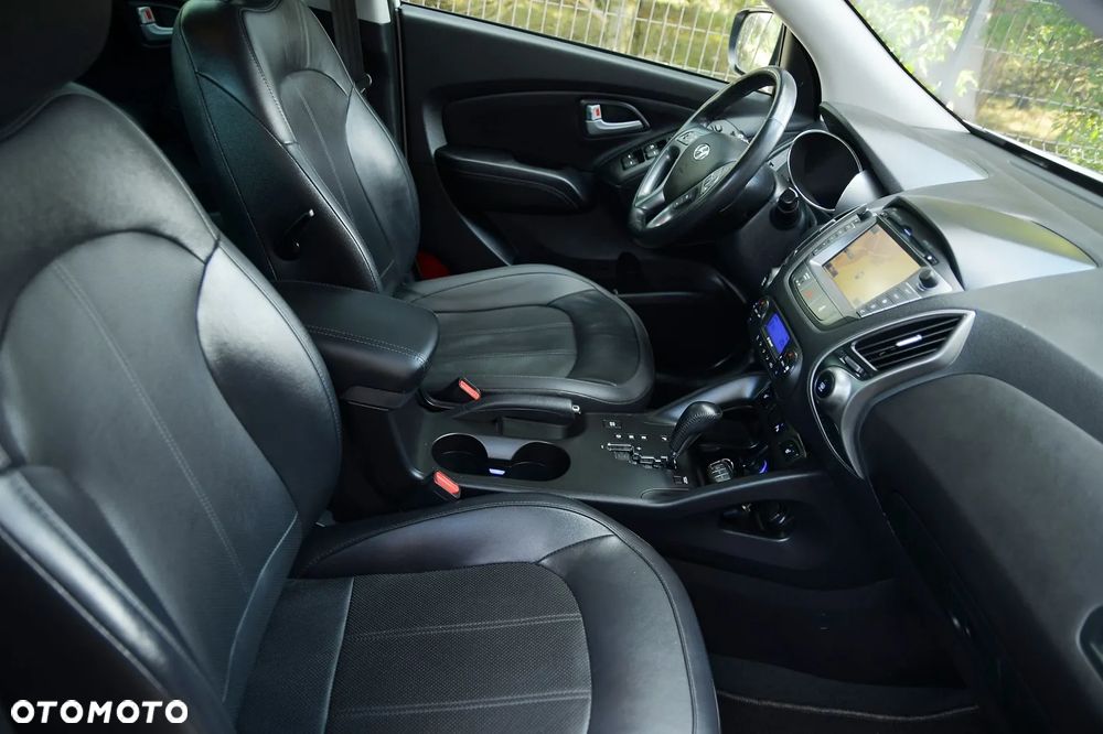 Hyundai ix35 2.0 GDI Premium 2WD - 19