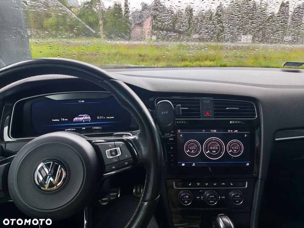 Volkswagen Golf - 13