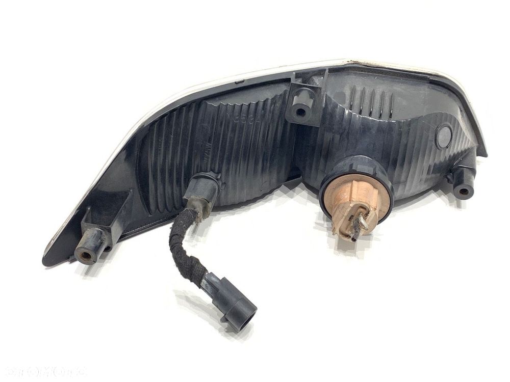 KIERUNKOWSKAZ LEWY PRZÓD - 299.00 PLN - FORD USA MUSTANG coupe 2014 - 2022 3.7 V6 224 kW [305 KM] - 2