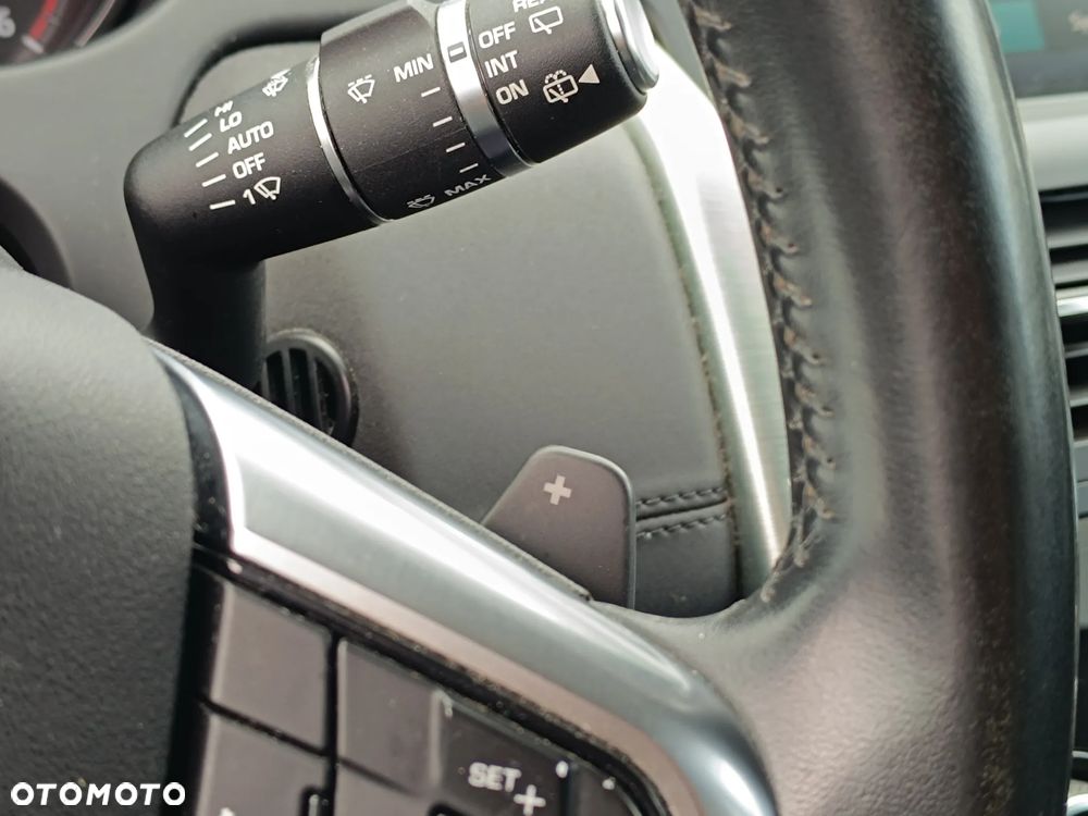 Land Rover Discovery Sport TD4 SkyView Edition - 17