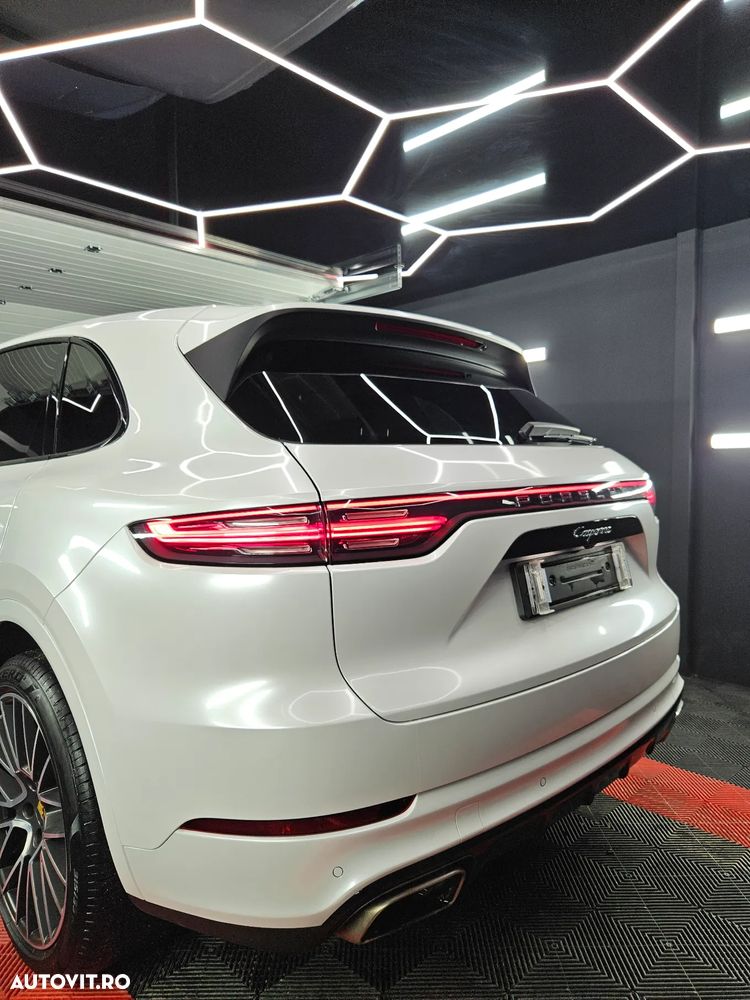 Porsche Cayenne Tiptronic S - 37