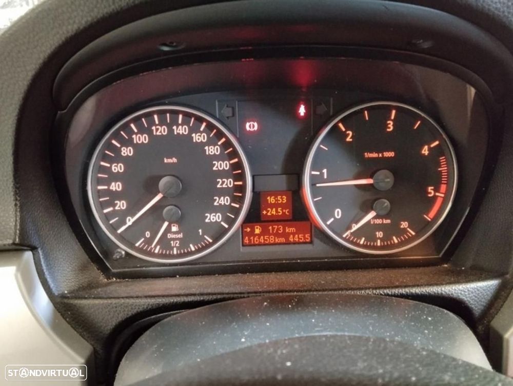 BMW 320 - 4