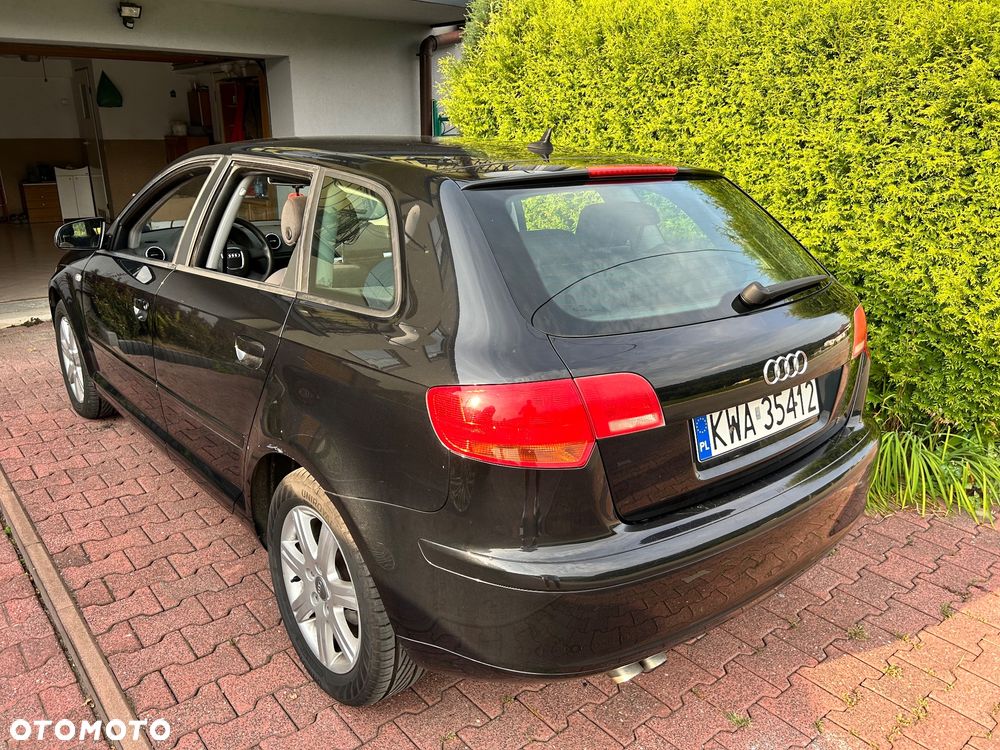 Audi A3 1.9 TDI Attraction - 4