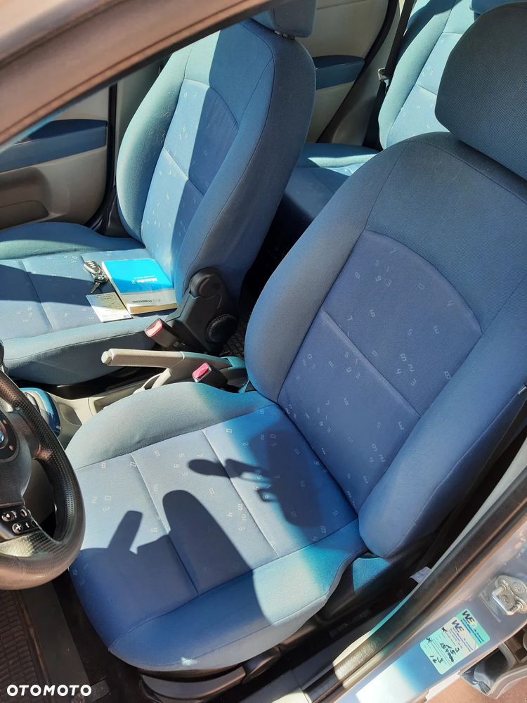 Mazda 2 1.4l Active - 4