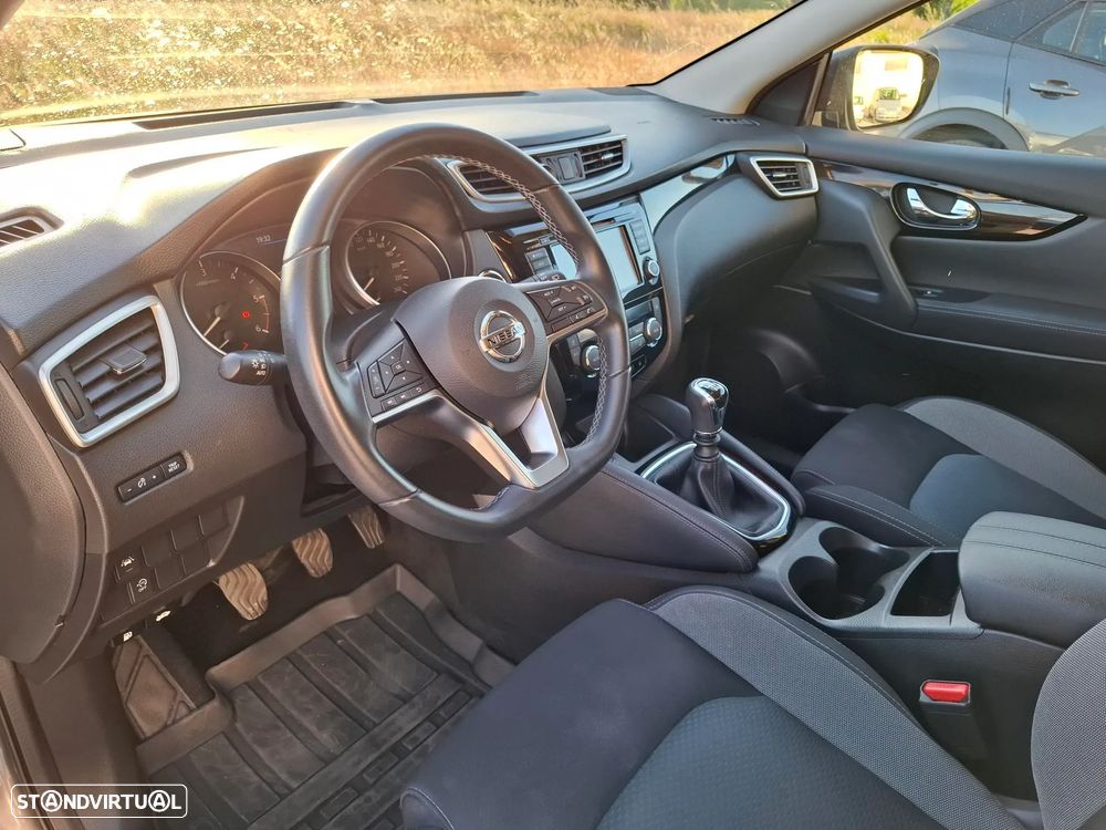 Nissan Qashqai 1.5 dCi N-Connecta J18 - 8
