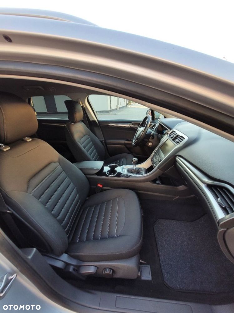 Ford Mondeo 2.0 TDCi Ambiente - 19