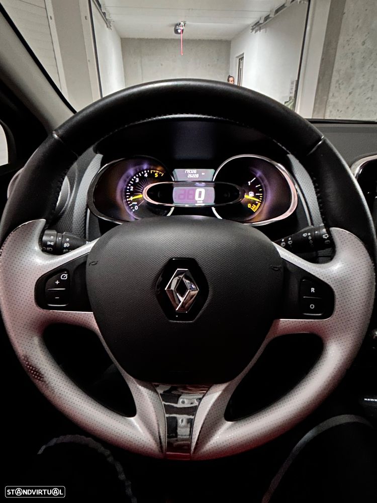 Renault Clio Sport Tourer Energy dCi 90 Start & Stop Experience - 4