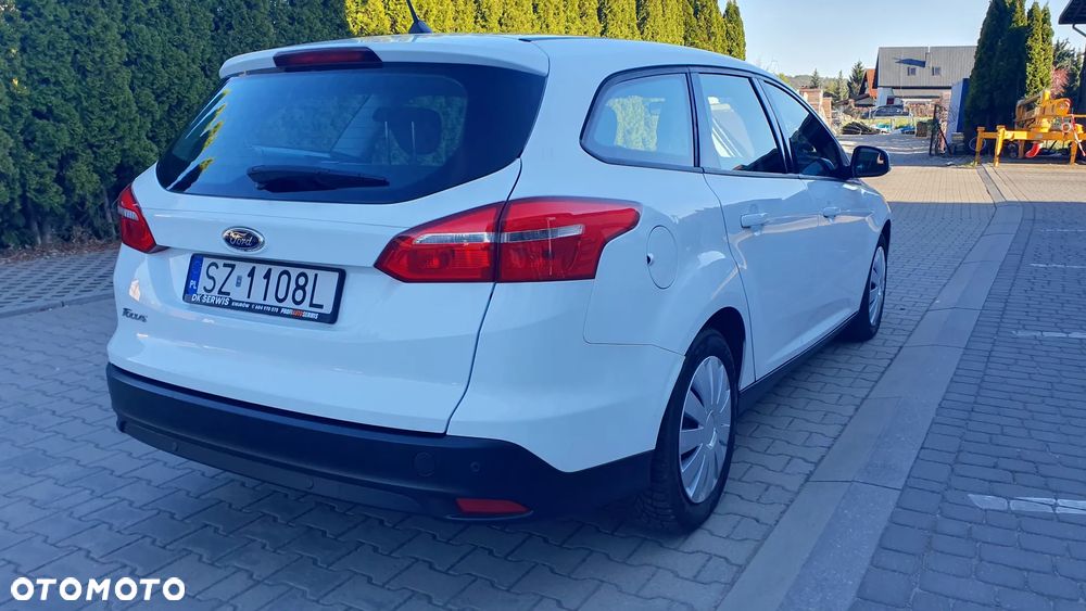 Ford Focus 1.5 TDCi Trend - 11