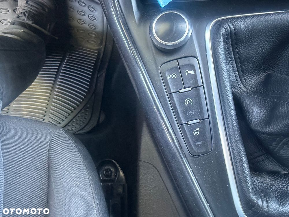 Ford Focus - 25
