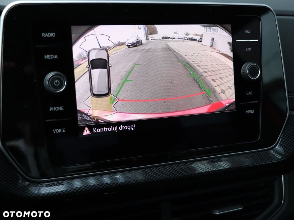 Volkswagen T-Cross - 16