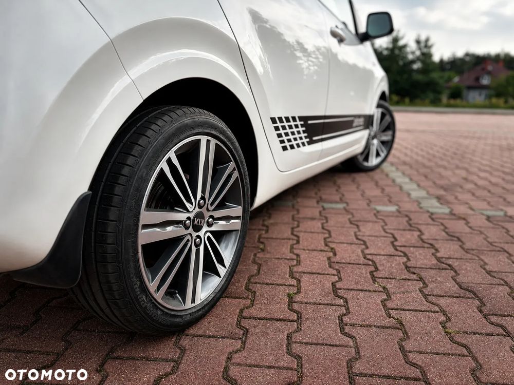 Kia Picanto 1.0 M - 17