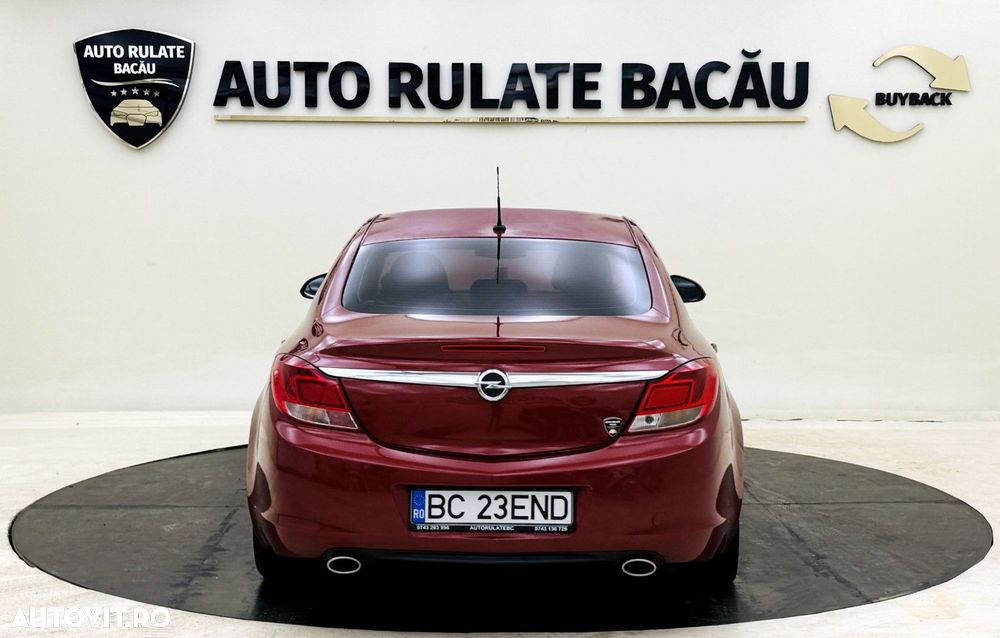 Opel Insignia - 11